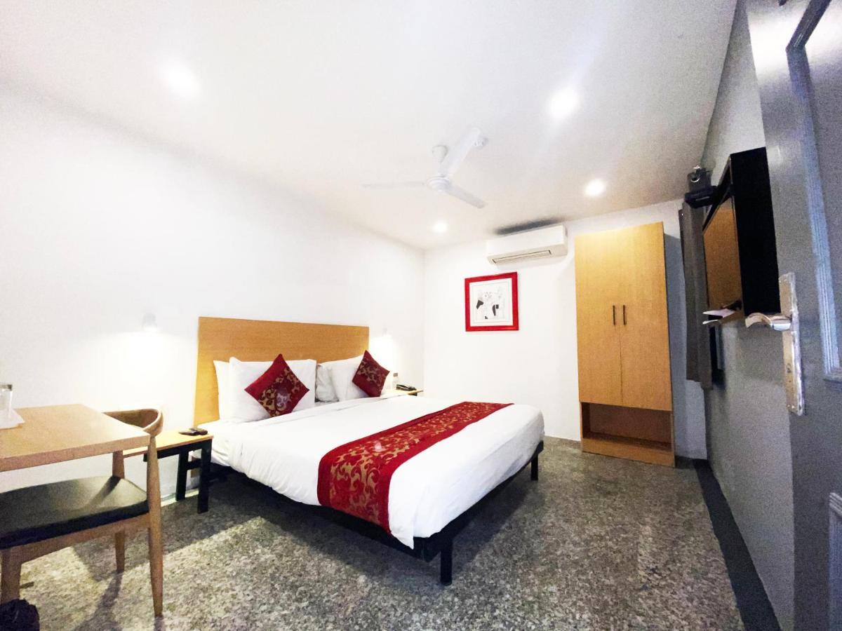 Qotel Comfort Golden Saffron Punjabi Bagh Νέο Δελχί Εξωτερικό φωτογραφία