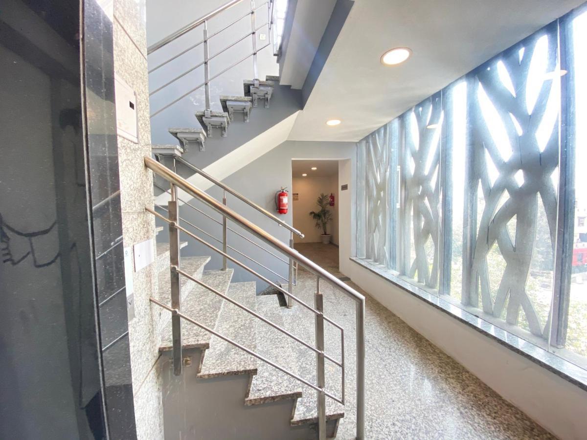 Qotel Comfort Golden Saffron Punjabi Bagh Νέο Δελχί Εξωτερικό φωτογραφία